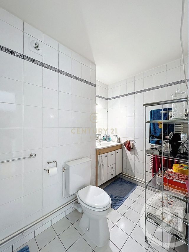 Appartement Duplex à vendre - 6 pièces - 121 m2 - Noisy Le Grand - 93 - ILE-DE-FRANCE