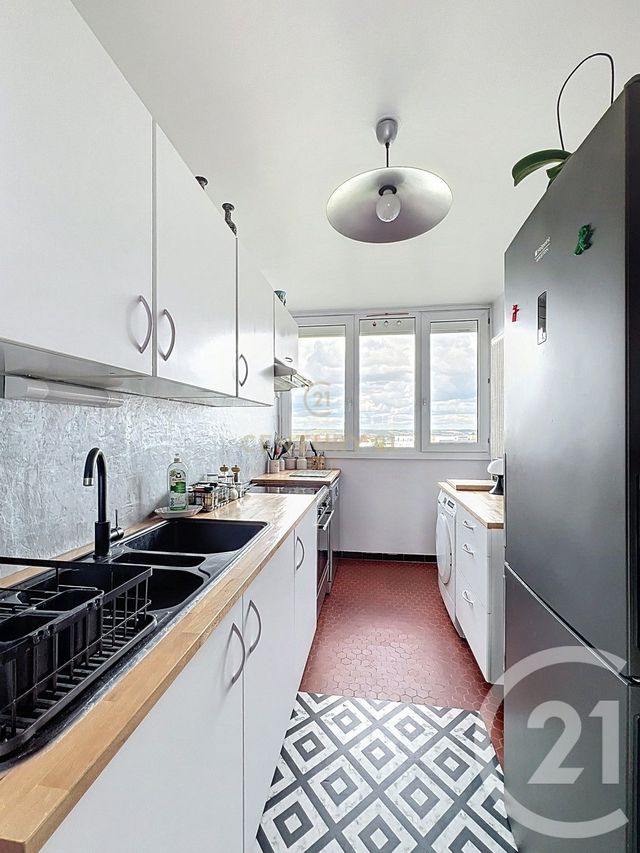 Appartement Duplex à vendre - 6 pièces - 121 m2 - Noisy Le Grand - 93 - ILE-DE-FRANCE