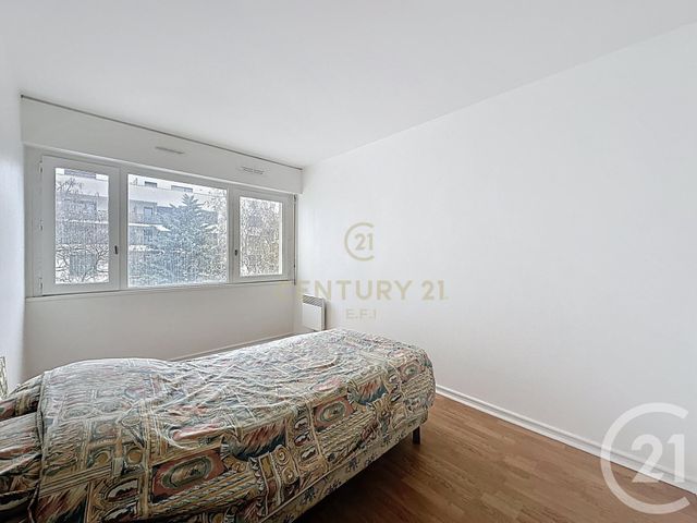 Appartement F4 à vendre - 4 pièces - 80,87 m2 - Noisy Le Grand - 93 - ILE-DE-FRANCE