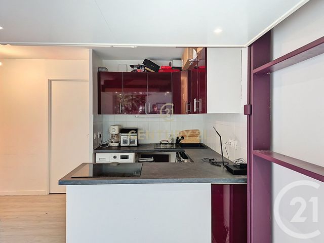 Appartement Studio &agrave; louer - 1 pi&egrave;ce - 27,84 m2 - Noisy Le Grand - 93 - ILE-DE-FRANCE