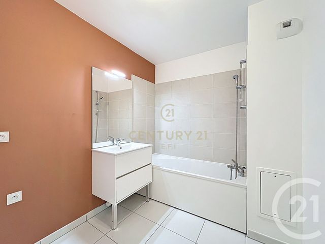 Appartement F4 à vendre - 4 pièces - 81,50 m2 - Villiers Sur Marne - 94 - ILE-DE-FRANCE