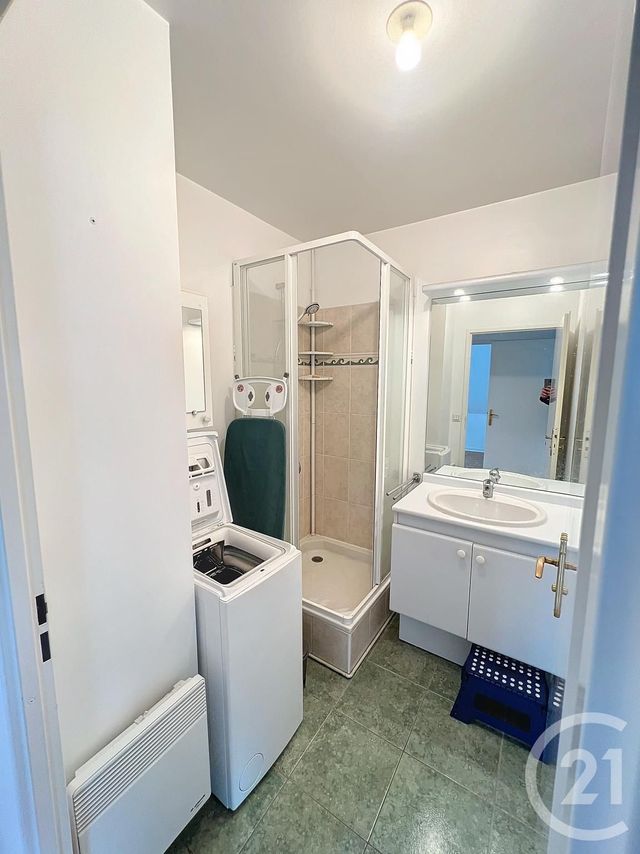 Appartement F3 &agrave; louer - 3 pi&egrave;ces - 50,91 m2 - Noisy Le Grand - 93 - ILE-DE-FRANCE