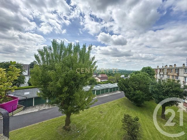 Appartement F5 à vendre - 5 pièces - 74,63 m2 - Noisy Le Grand - 93 - ILE-DE-FRANCE