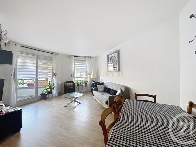Appartement F3 à vendre - 3 pièces - 59,15 m2 - Noisy Le Grand - 93 - ILE-DE-FRANCE