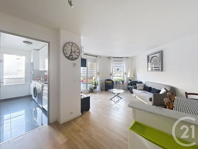 Appartement F3 à vendre - 3 pièces - 59,15 m2 - Noisy Le Grand - 93 - ILE-DE-FRANCE