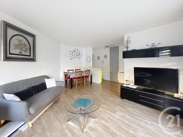 Appartement F3 à vendre - 3 pièces - 59,15 m2 - Noisy Le Grand - 93 - ILE-DE-FRANCE