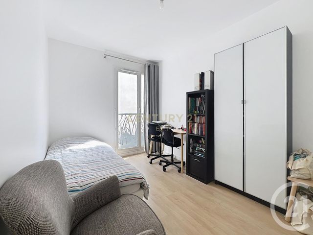 Appartement F4 à vendre - 4 pièces - 74,62 m2 - Noisy Le Grand - 93 - ILE-DE-FRANCE