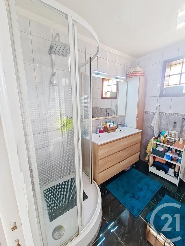 Maison &agrave; vendre - 5 pi&egrave;ces - 130 m2 - Noisy Le Grand - 93 - ILE-DE-FRANCE