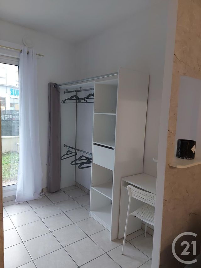 Appartement F1 &agrave; louer - 1 pi&egrave;ce - 30,35 m2 - Noisy Le Grand - 93 - ILE-DE-FRANCE