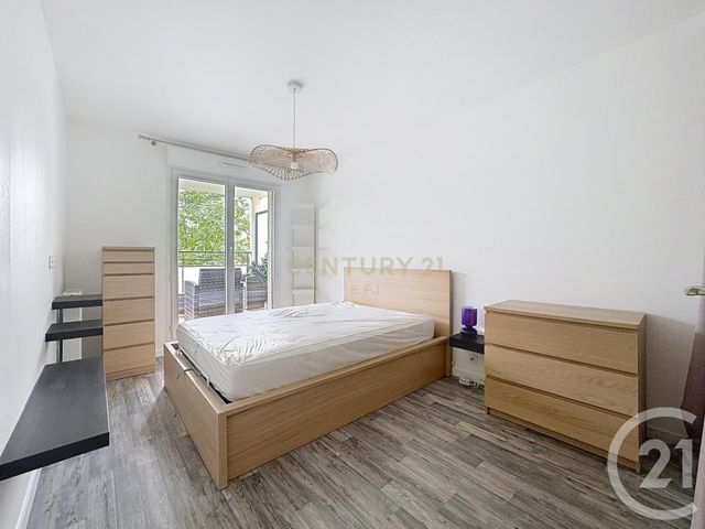 Appartement F2 à vendre - 2 pièces - 36,65 m2 - Noisy Le Grand - 93 - ILE-DE-FRANCE