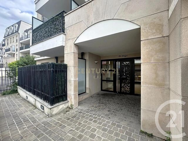 Appartement F2 à vendre - 2 pièces - 36,65 m2 - Noisy Le Grand - 93 - ILE-DE-FRANCE