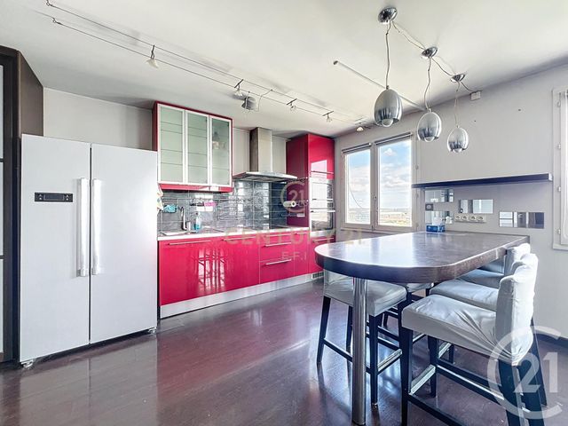 Appartement F3 à vendre - 3 pièces - 68 m2 - Noisy Le Grand - 93 - ILE-DE-FRANCE