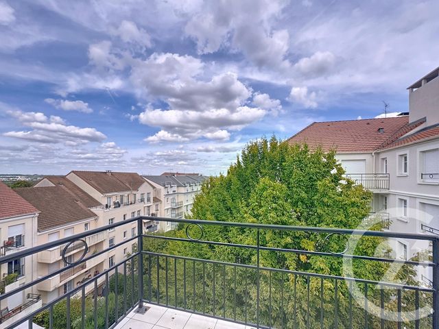 Appartement F2 à louer - 2 pièces - 45,69 m2 - Noisy Le Grand - 93 - ILE-DE-FRANCE