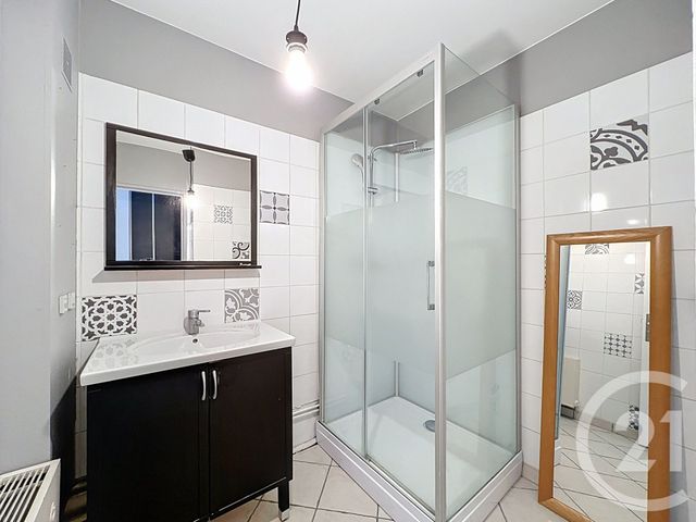 Appartement F4 à vendre - 4 pièces - 70,54 m2 - Noisy Le Grand - 93 - ILE-DE-FRANCE