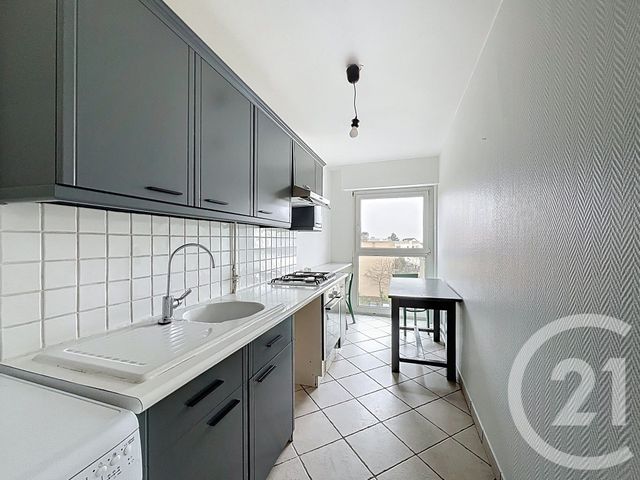 Appartement F4 à vendre - 4 pièces - 70,54 m2 - Noisy Le Grand - 93 - ILE-DE-FRANCE