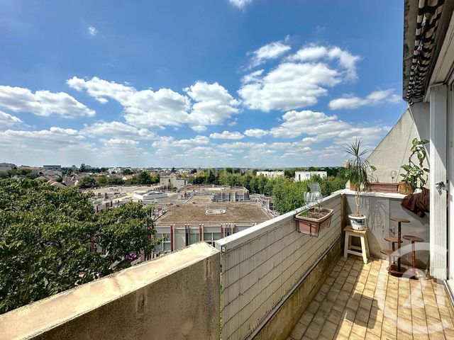 Appartement F3 à vendre - 3 pièces - 70,87 m2 - Noisy Le Grand - 93 - ILE-DE-FRANCE
