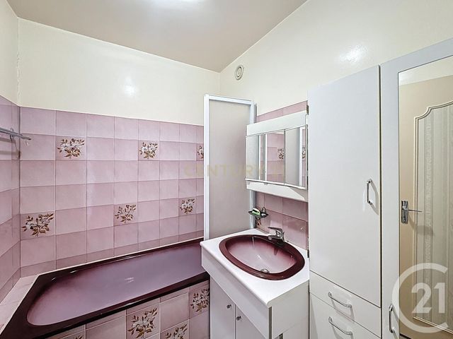 Appartement F3 à vendre - 3 pièces - 70,87 m2 - Noisy Le Grand - 93 - ILE-DE-FRANCE