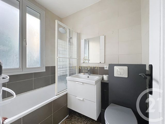 Appartement F3 à vendre - 3 pièces - 48,66 m2 - Noisy Le Grand - 93 - ILE-DE-FRANCE