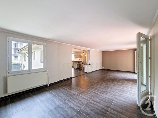 Maison à vendre - 7 pièces - 205 m2 - Noisy Le Grand - 93 - ILE-DE-FRANCE