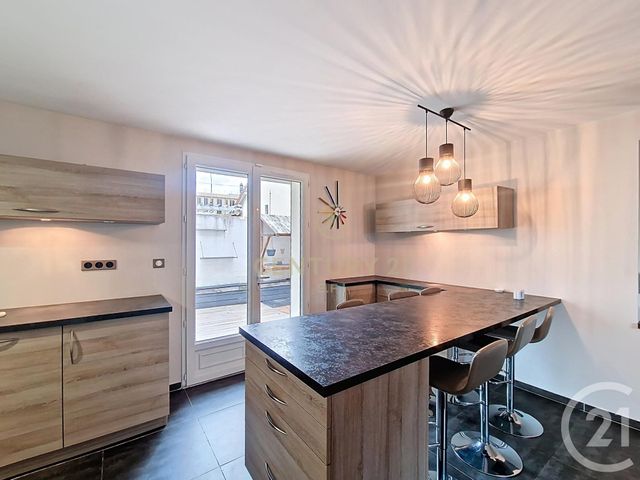 Maison à vendre - 7 pièces - 205 m2 - Noisy Le Grand - 93 - ILE-DE-FRANCE