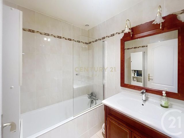 Maison à vendre - 5 pièces - 116,56 m2 - Noisy Le Grand - 93 - ILE-DE-FRANCE