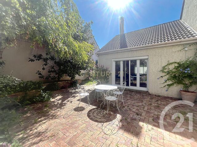 Maison à vendre - 5 pièces - 116,56 m2 - Noisy Le Grand - 93 - ILE-DE-FRANCE