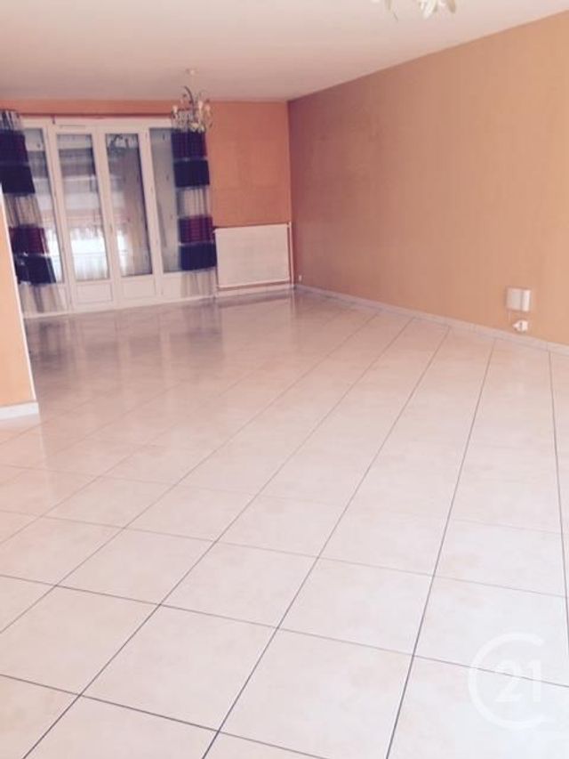 Maison à louer - 5 pièces - 148,82 m2 - Gournay Sur Marne - 93 - ILE-DE-FRANCE