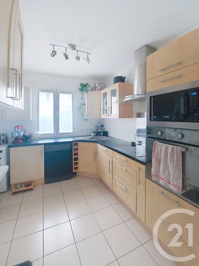 Maison &agrave; louer - 5 pi&egrave;ces - 88,61 m2 - Noisy Le Grand - 93 - ILE-DE-FRANCE