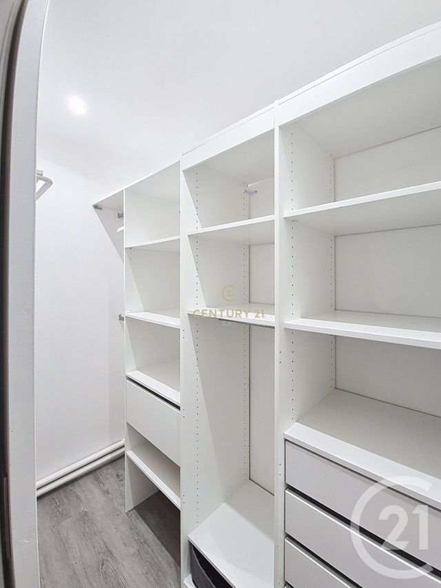 Appartement F2 &agrave; louer - 2 pi&egrave;ces - 38,77 m2 - Noisy Le Grand - 93 - ILE-DE-FRANCE