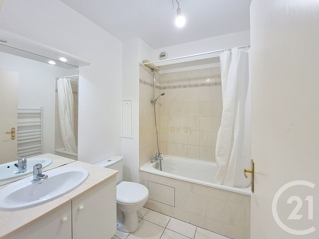 Appartement Studio &agrave; louer - 1 pi&egrave;ce - 22,05 m2 - Noisy Le Grand - 93 - ILE-DE-FRANCE