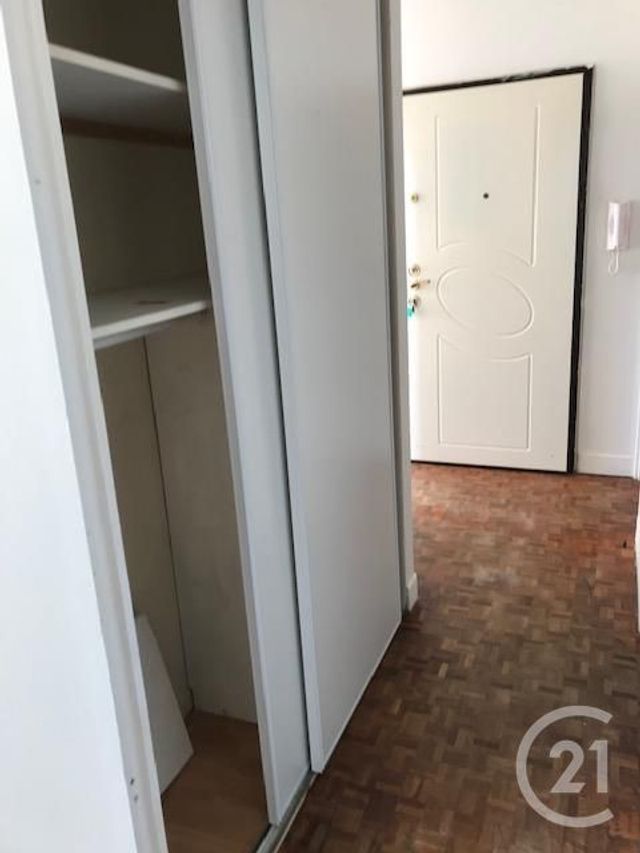 Appartement F2 &agrave; louer - 2 pi&egrave;ces - 47,79 m2 - Noisy Le Grand - 93 - ILE-DE-FRANCE
