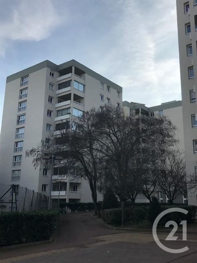 Appartement F2 &agrave; louer - 2 pi&egrave;ces - 47,79 m2 - Noisy Le Grand - 93 - ILE-DE-FRANCE