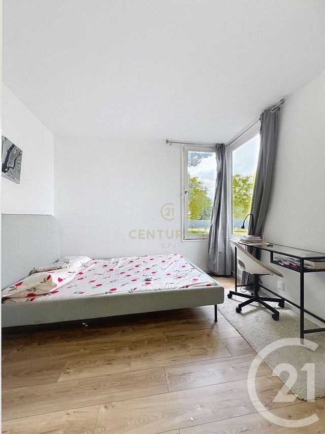 Appartement F4 &agrave; vendre - 4 pi&egrave;ces - 72,50 m2 - Noisy Le Grand - 93 - ILE-DE-FRANCE