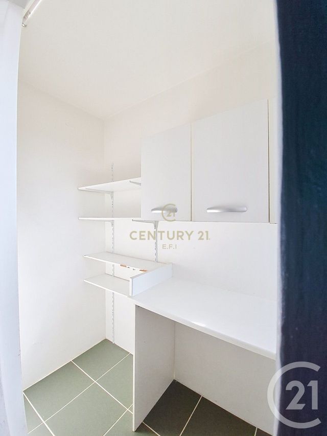 Appartement F3 &agrave; louer - 3 pi&egrave;ces - 64,92 m2 - Noisy Le Grand - 93 - ILE-DE-FRANCE