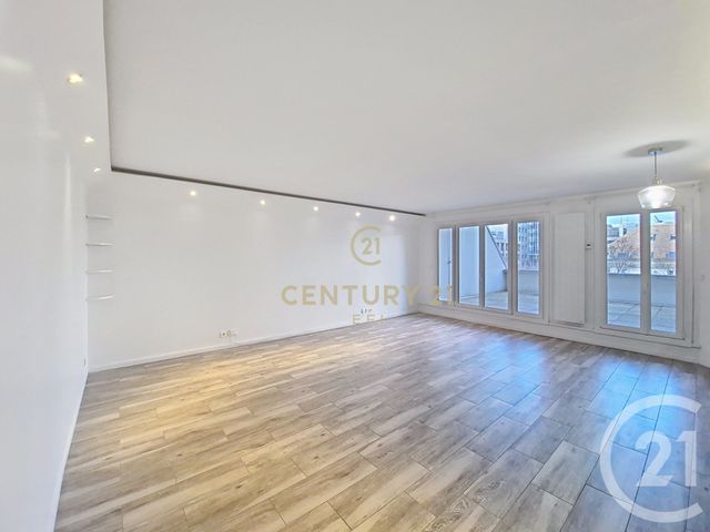 Appartement F4 &agrave; louer - 4 pi&egrave;ces - 90,12 m2 - Noisy Le Grand - 93 - ILE-DE-FRANCE