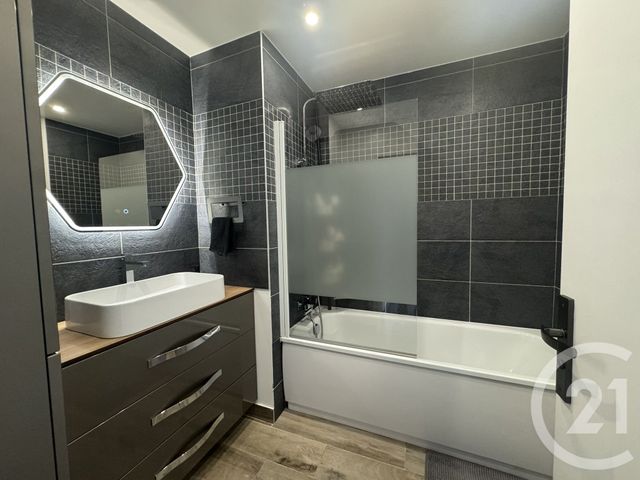 Appartement F4 &agrave; vendre - 4 pi&egrave;ces - 83,20 m2 - Noisy Le Grand - 93 - ILE-DE-FRANCE