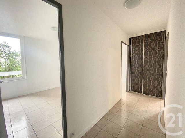 Appartement F4 &agrave; vendre - 4 pi&egrave;ces - 83 m2 - Noisy Le Grand - 93 - ILE-DE-FRANCE