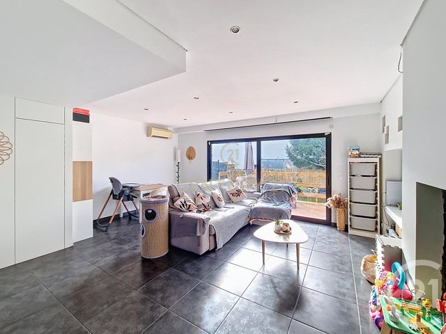 Maison &agrave; vendre - 4 pi&egrave;ces - 85 m2 - Noisy Le Grand - 93 - ILE-DE-FRANCE