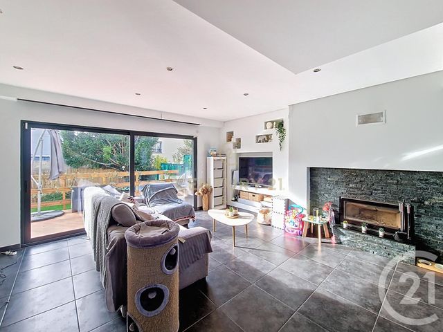 Maison &agrave; vendre - 4 pi&egrave;ces - 85 m2 - Noisy Le Grand - 93 - ILE-DE-FRANCE