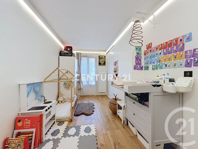 Appartement F4 &agrave; vendre - 4 pi&egrave;ces - 72,65 m2 - Noisy Le Grand - 93 - ILE-DE-FRANCE