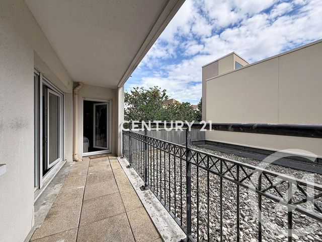Appartement F4 &agrave; vendre - 4 pi&egrave;ces - 72,65 m2 - Noisy Le Grand - 93 - ILE-DE-FRANCE