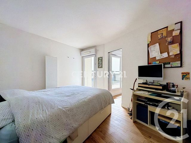 Appartement F4 &agrave; vendre - 4 pi&egrave;ces - 72,65 m2 - Noisy Le Grand - 93 - ILE-DE-FRANCE