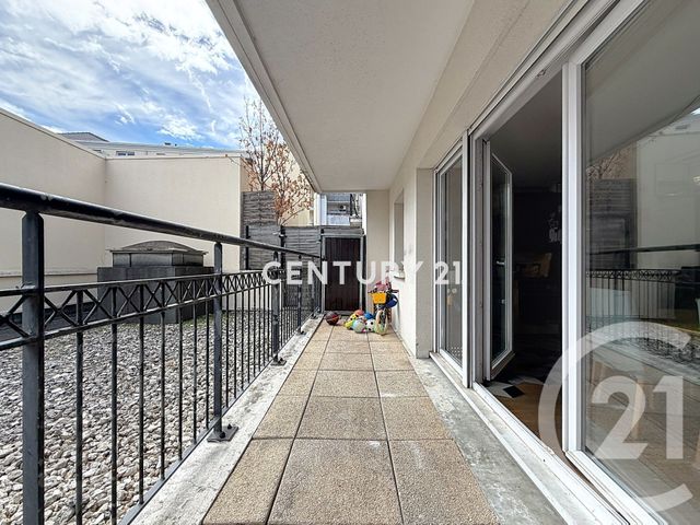 Appartement F4 &agrave; vendre - 4 pi&egrave;ces - 72,65 m2 - Noisy Le Grand - 93 - ILE-DE-FRANCE