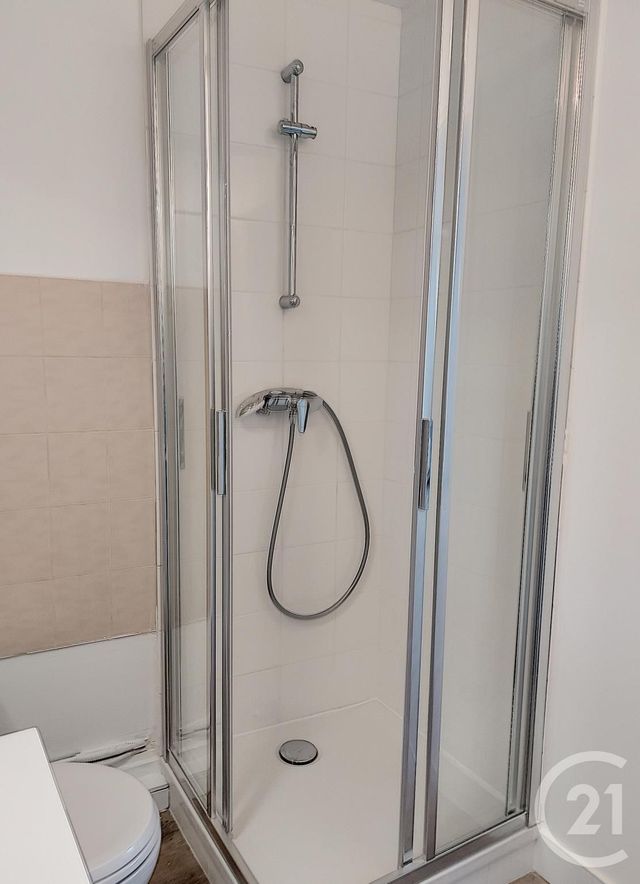 Appartement Studio &agrave; louer - 1 pi&egrave;ce - 27,35 m2 - Noisy Le Grand - 93 - ILE-DE-FRANCE