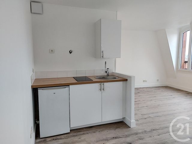 Appartement Studio &agrave; louer - 1 pi&egrave;ce - 27,35 m2 - Noisy Le Grand - 93 - ILE-DE-FRANCE