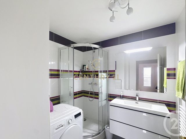 Appartement F3 &agrave; vendre - 3 pi&egrave;ces - 63,74 m2 - Noisy Le Grand - 93 - ILE-DE-FRANCE