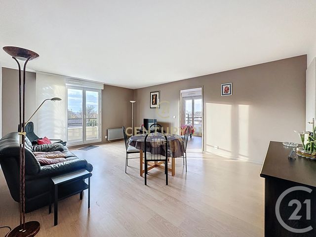 Appartement F3 &agrave; vendre - 3 pi&egrave;ces - 63,74 m2 - Noisy Le Grand - 93 - ILE-DE-FRANCE