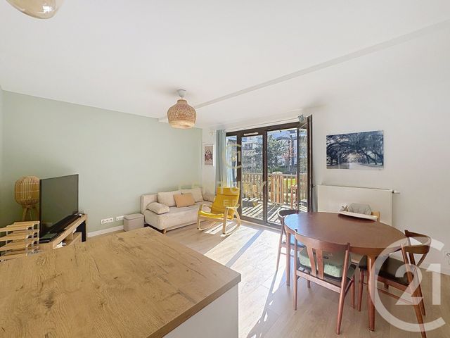 Appartement F3 &agrave; vendre - 3 pi&egrave;ces - 60 m2 - Noisy Le Grand - 93 - ILE-DE-FRANCE