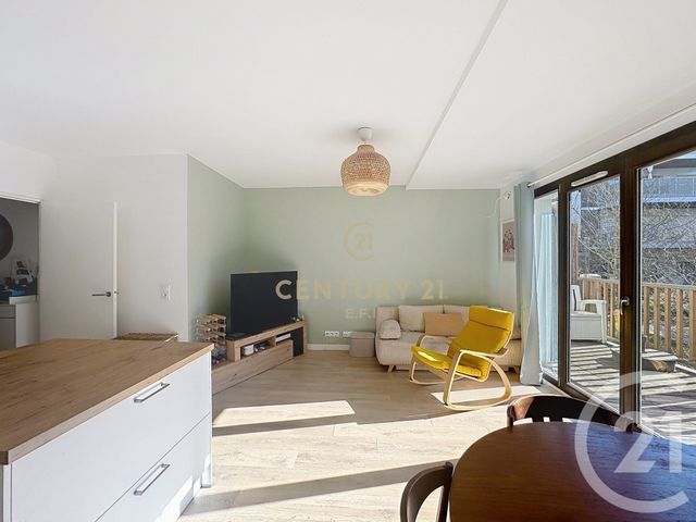 Appartement F3 &agrave; vendre - 3 pi&egrave;ces - 60 m2 - Noisy Le Grand - 93 - ILE-DE-FRANCE