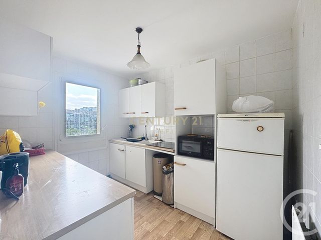 Appartement F3 &agrave; vendre - 3 pi&egrave;ces - 72,45 m2 - Noisy Le Grand - 93 - ILE-DE-FRANCE